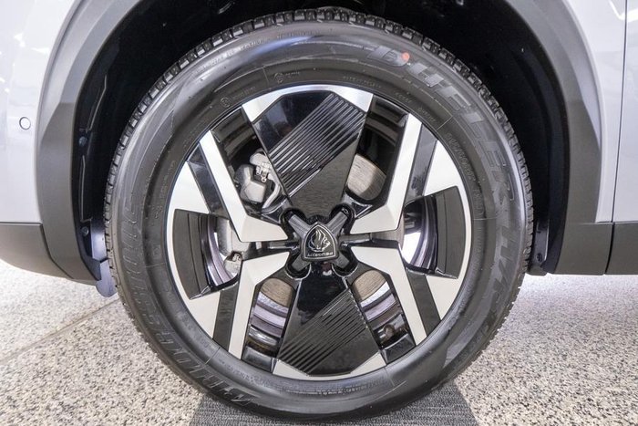 2025 Peugeot 2008 Allure Hybrid