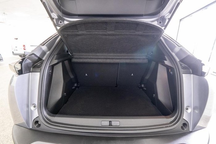 2025 Peugeot 2008 Allure Hybrid