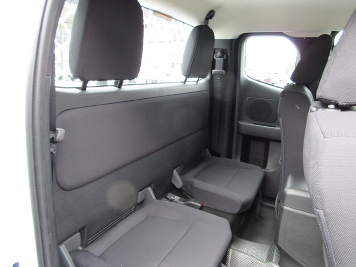 2025 Mitsubishi Triton GLX