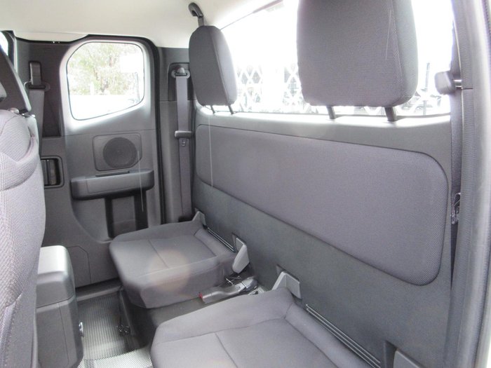 2025 Mitsubishi Triton GLX