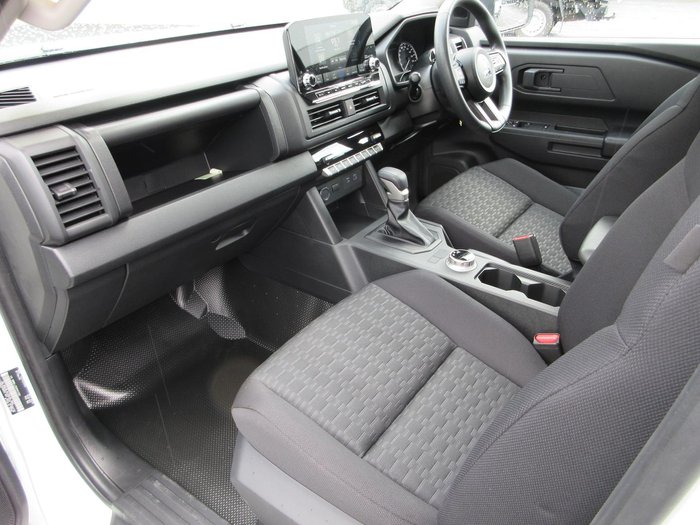 2025 Mitsubishi Triton GLX