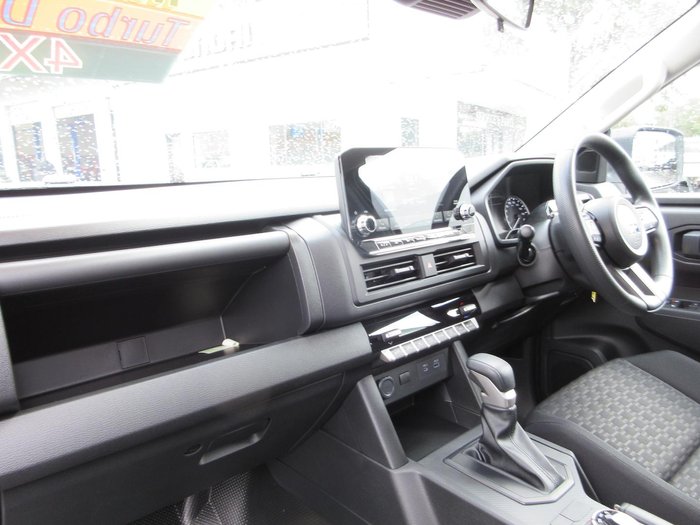 2025 Mitsubishi Triton GLX