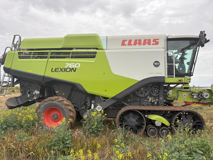 2016 CLAAS Lexion 760Tt Green