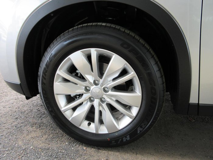 2025 Mitsubishi Outlander ES