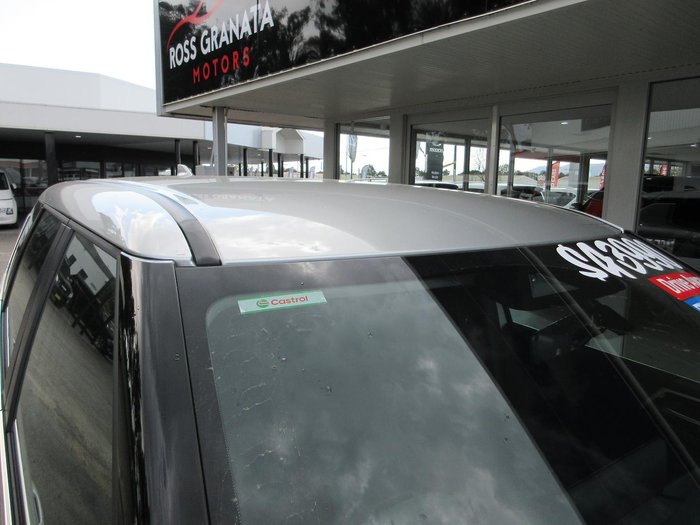 2025 Mitsubishi Outlander ES