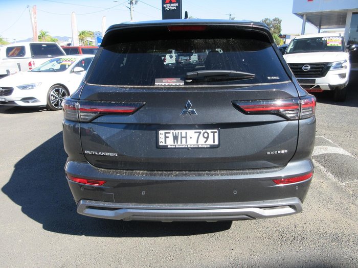 2025 Mitsubishi Outlander Exceed Tourer