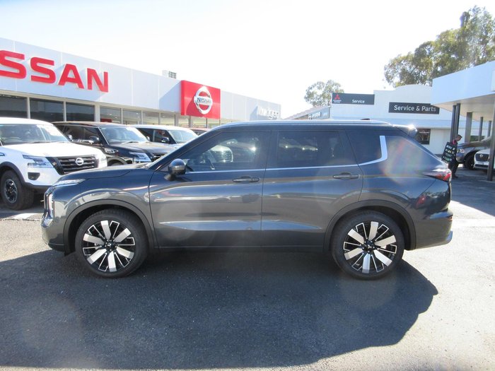 2025 Mitsubishi Outlander Exceed Tourer