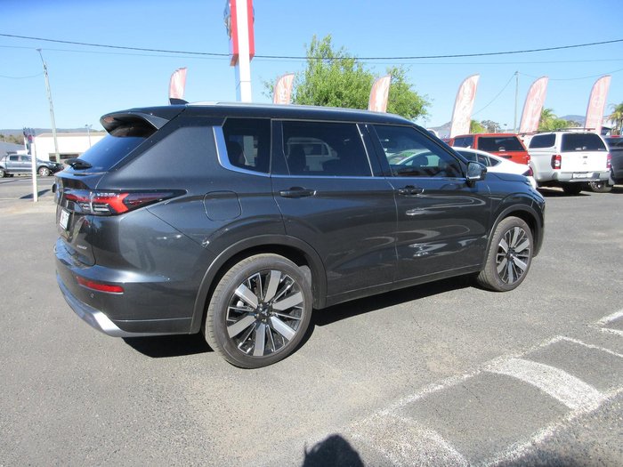 2025 Mitsubishi Outlander Exceed Tourer