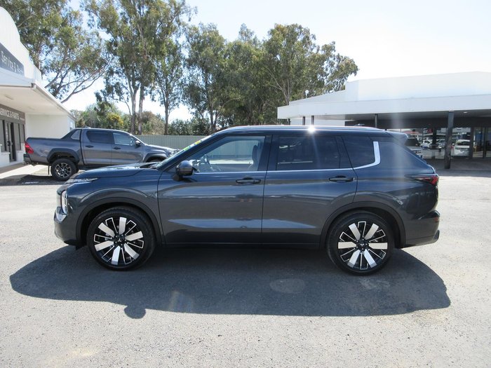 2025 Mitsubishi Outlander Exceed Tourer