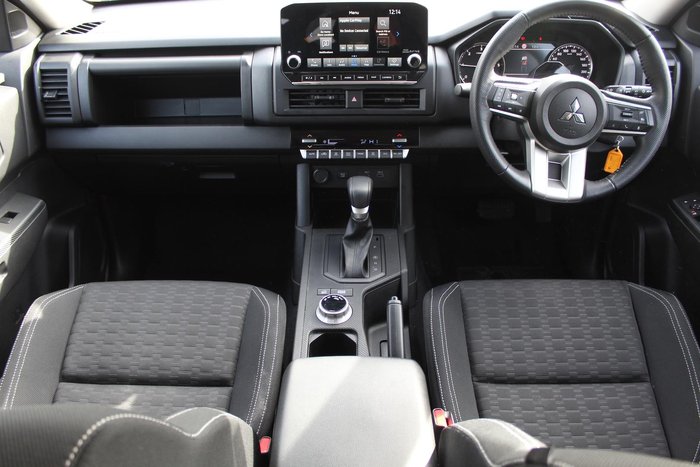 2025 Mitsubishi Triton GLX-R