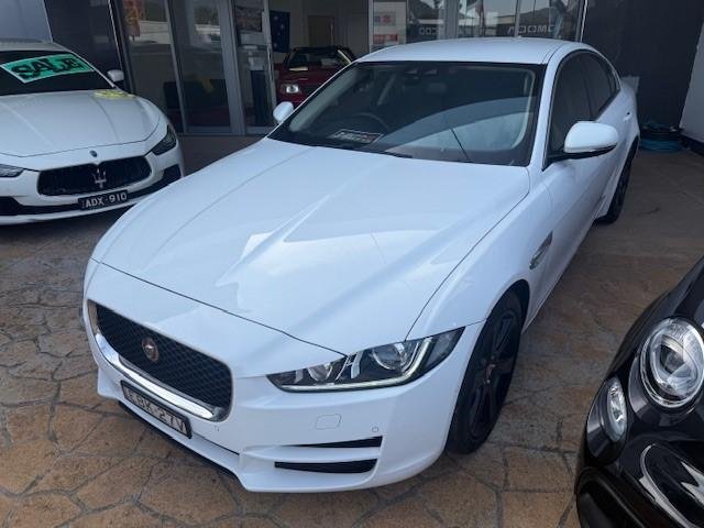 2015 Jaguar XE 20t Prestige X760 MY16 Glacier White