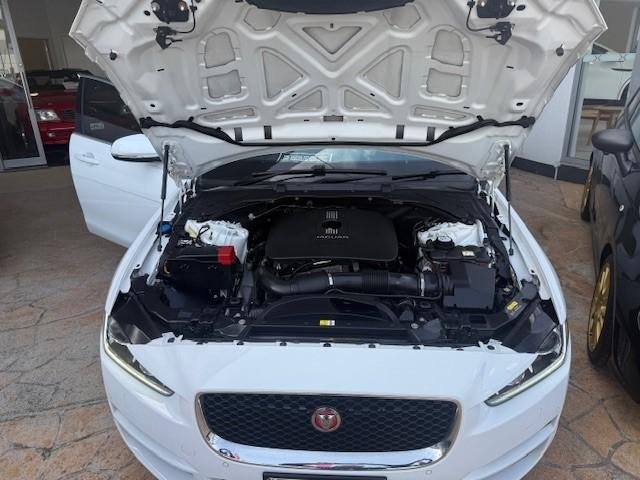 2015 Jaguar XE 20t Prestige X760 MY16 Glacier White