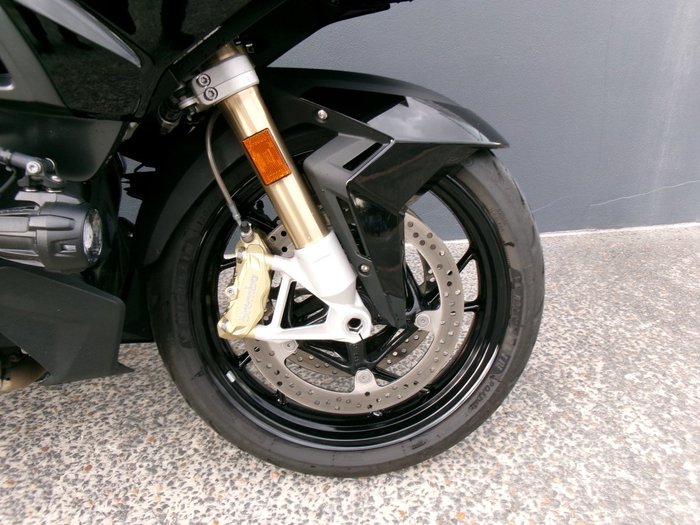 2023 BMW Motorrad R 1250 RT BLACK STORM METALLIC