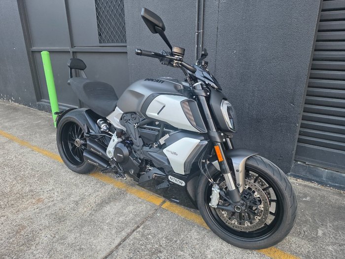2019 DUCATI DIAVEL 1260 (SANDSTONE GREY) GREY