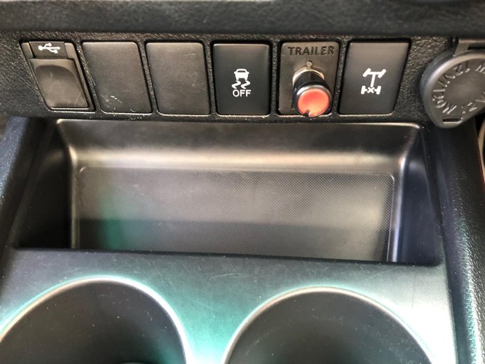 2018 Toyota Hilux SR GUN126R 4X4 Dual Range Glacier White