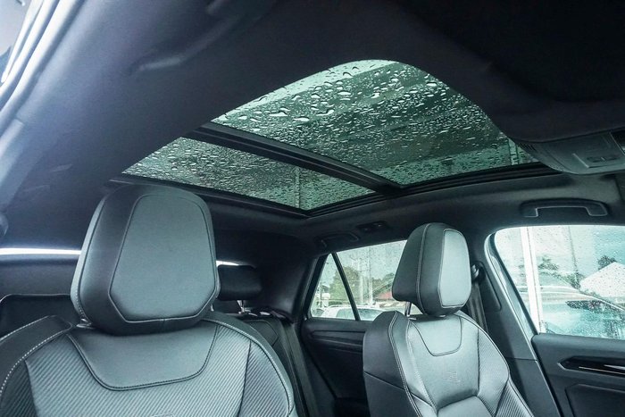 2025 Volkswagen T-Roc 140TSI R-Line