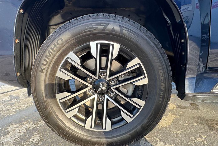 2021 Mitsubishi Pajero Sport Exceed