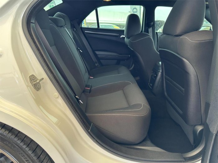 2020 Chrysler 300 SRT Core LX MY20 Bright White