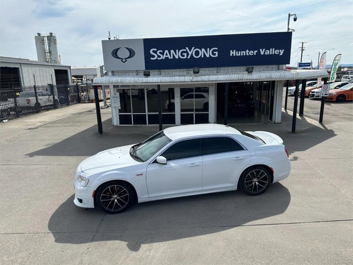 2020 Chrysler 300 SRT Core LX MY20 Bright White