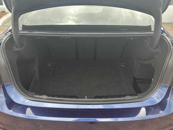 2015 BMW 3 Series 320i Sport Line