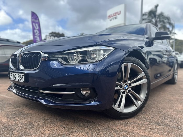 2015 BMW 3 Series 320i Sport Line