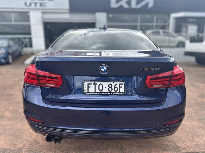 2015 BMW 3 Series 320i Sport Line