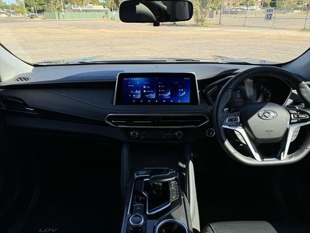 2023 LDV D90 Executive