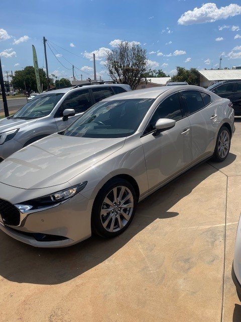 2023 Mazda 3 G20 Touring