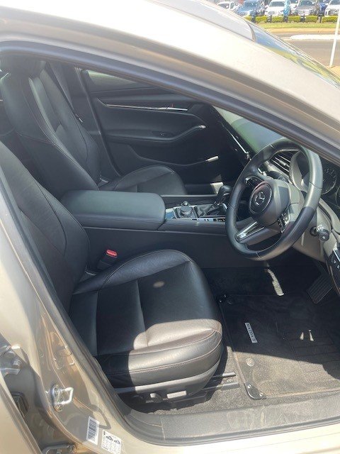 2023 Mazda 3 G20 Touring