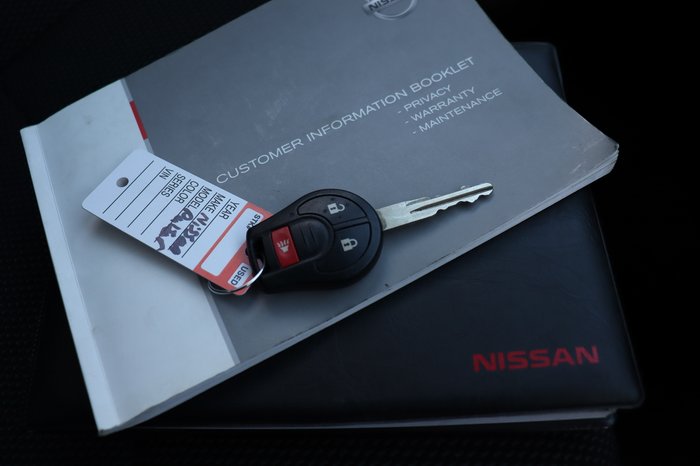 2013 Nissan Pulsar ST