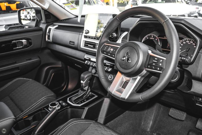 2025 Mitsubishi Triton GLS