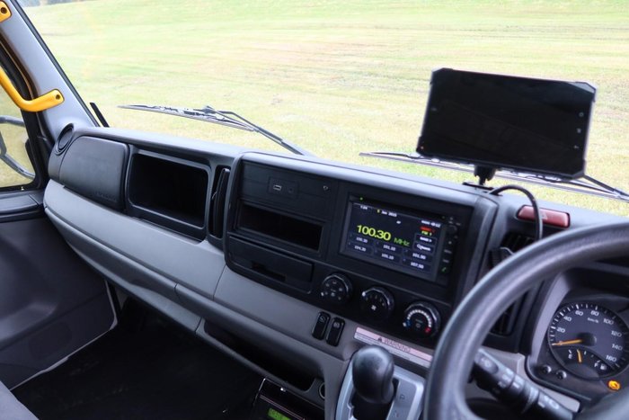 2017 Fuso Canter 815