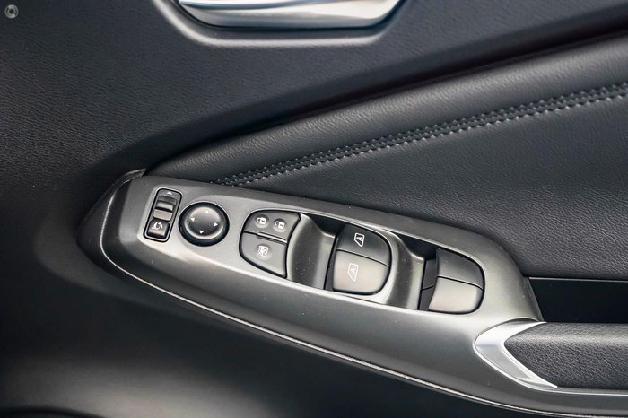 2024 Nissan JUKE ST-L