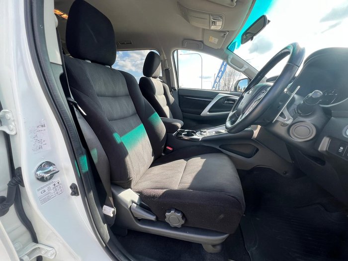 2019 Mitsubishi Pajero Sport GLX