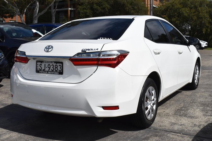 2017 Toyota Corolla Ascent ZRE172R Glacier White