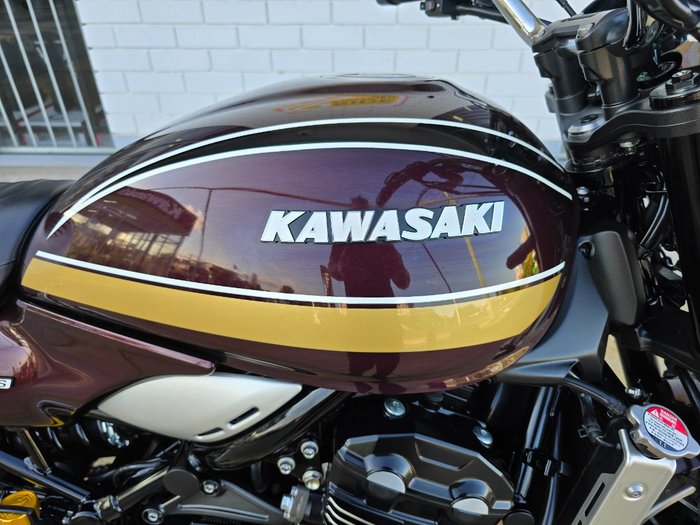 2025 Kawasaki 2025 KAWASAKI 900CC Z900RS Red