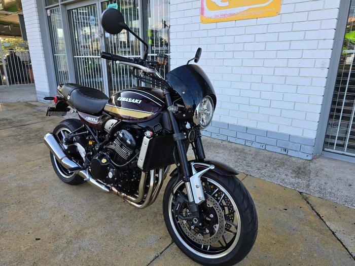 2025 Kawasaki 2025 KAWASAKI 900CC Z900RS Red