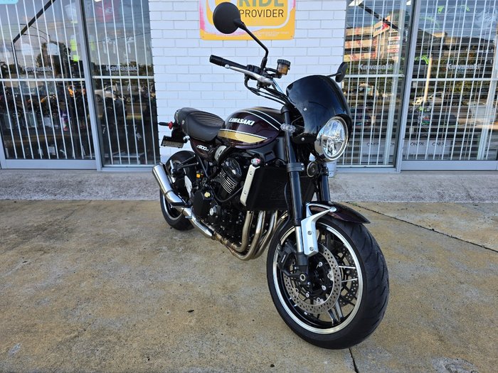 2025 Kawasaki 2025 KAWASAKI 900CC Z900RS Red