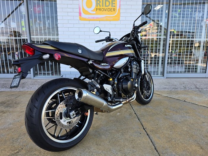 2025 Kawasaki 2025 KAWASAKI 900CC Z900RS Red