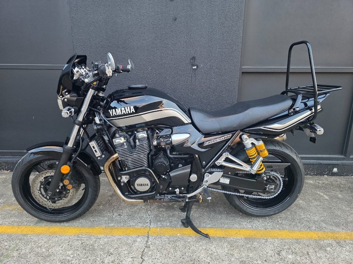 2014 Yamaha XJR1300 BLACK