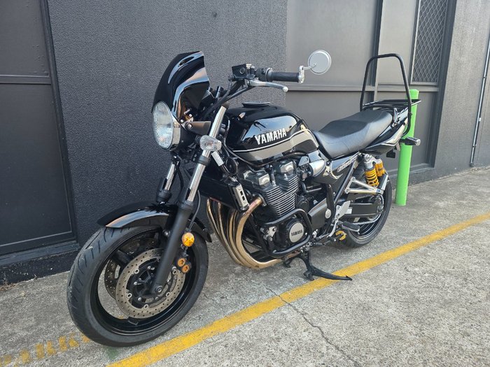 2014 Yamaha XJR1300 BLACK