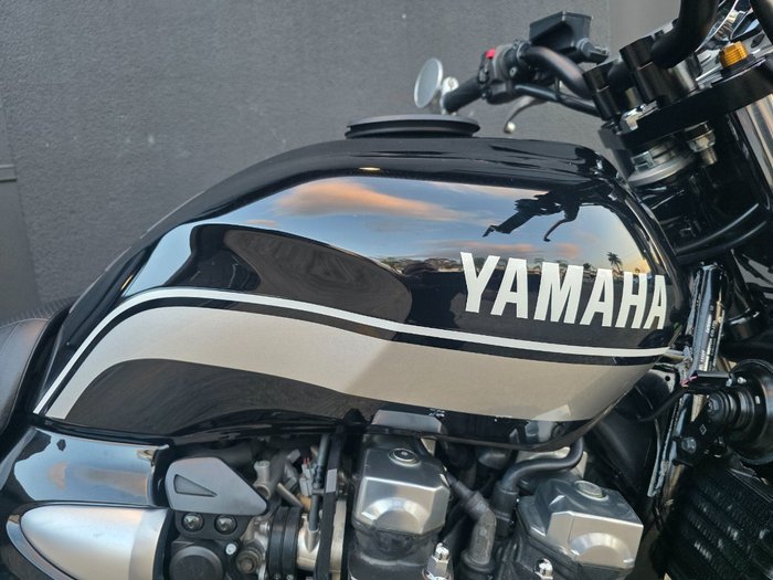 2014 Yamaha XJR1300 BLACK