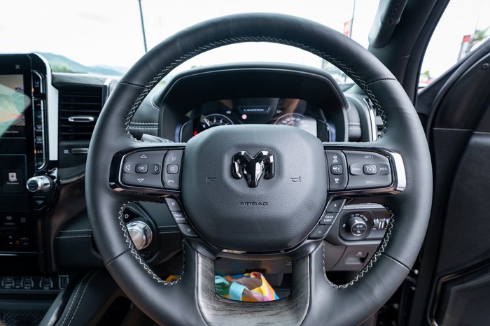 2025 RAM 1500 Limited Crew Cab SWB Hurricane HO RamBox