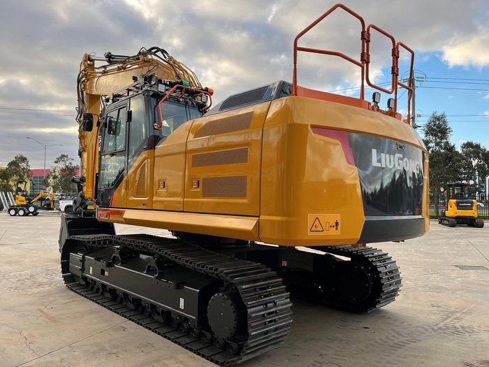 Liugong 933F Excavator