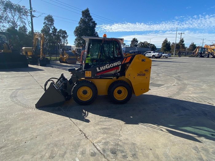 Liugong 365B Skid Steer Loader