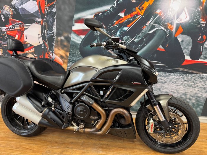 2013 DUCATI DIAVEL STRADA GREY