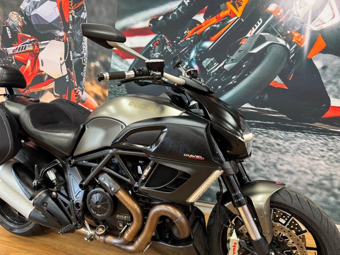 2013 DUCATI DIAVEL STRADA GREY