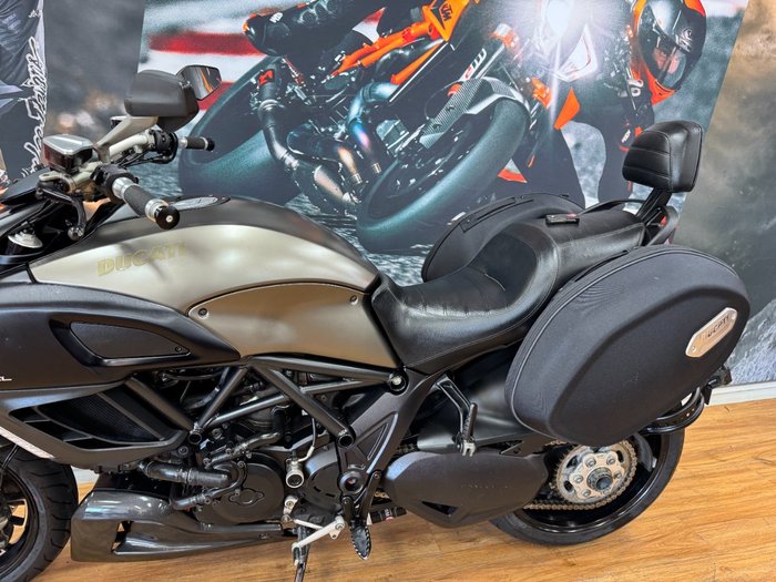 2013 DUCATI DIAVEL STRADA GREY