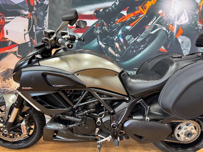 2013 DUCATI DIAVEL STRADA GREY