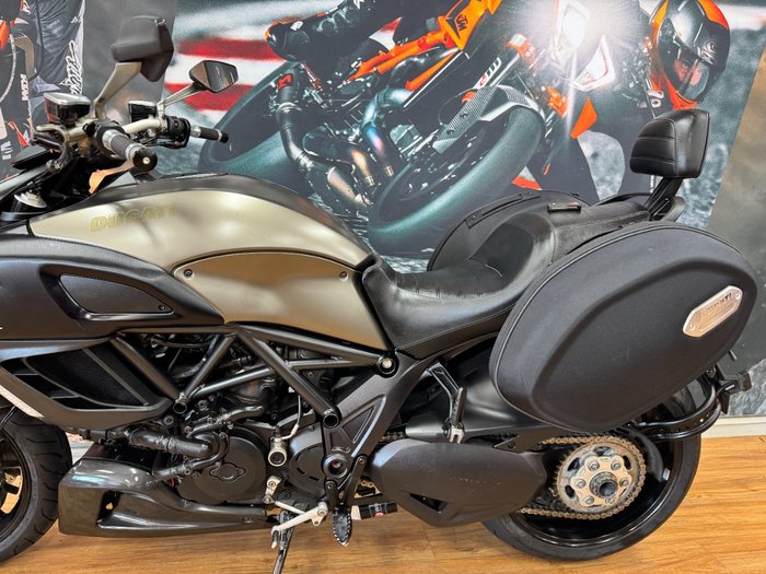 2013 DUCATI DIAVEL STRADA GREY